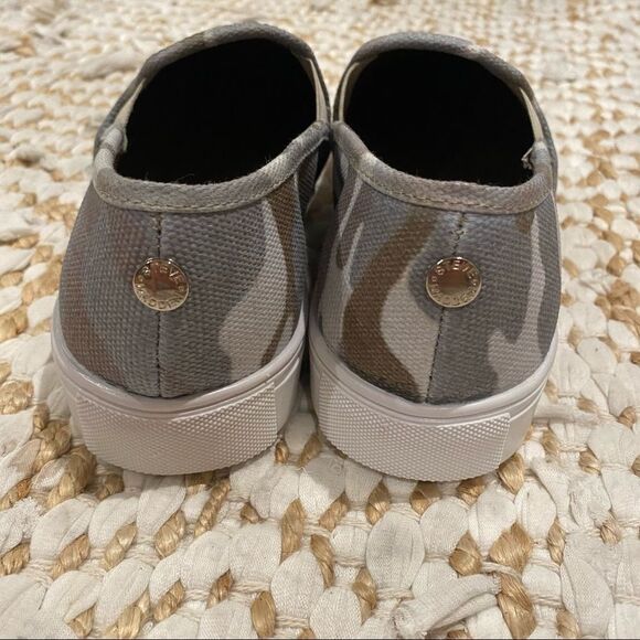 Steve Madden Camo Slip On Sneakers - Picture 4 of 9